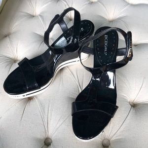 NWOT BCBGirls Black White Wedge Sandals